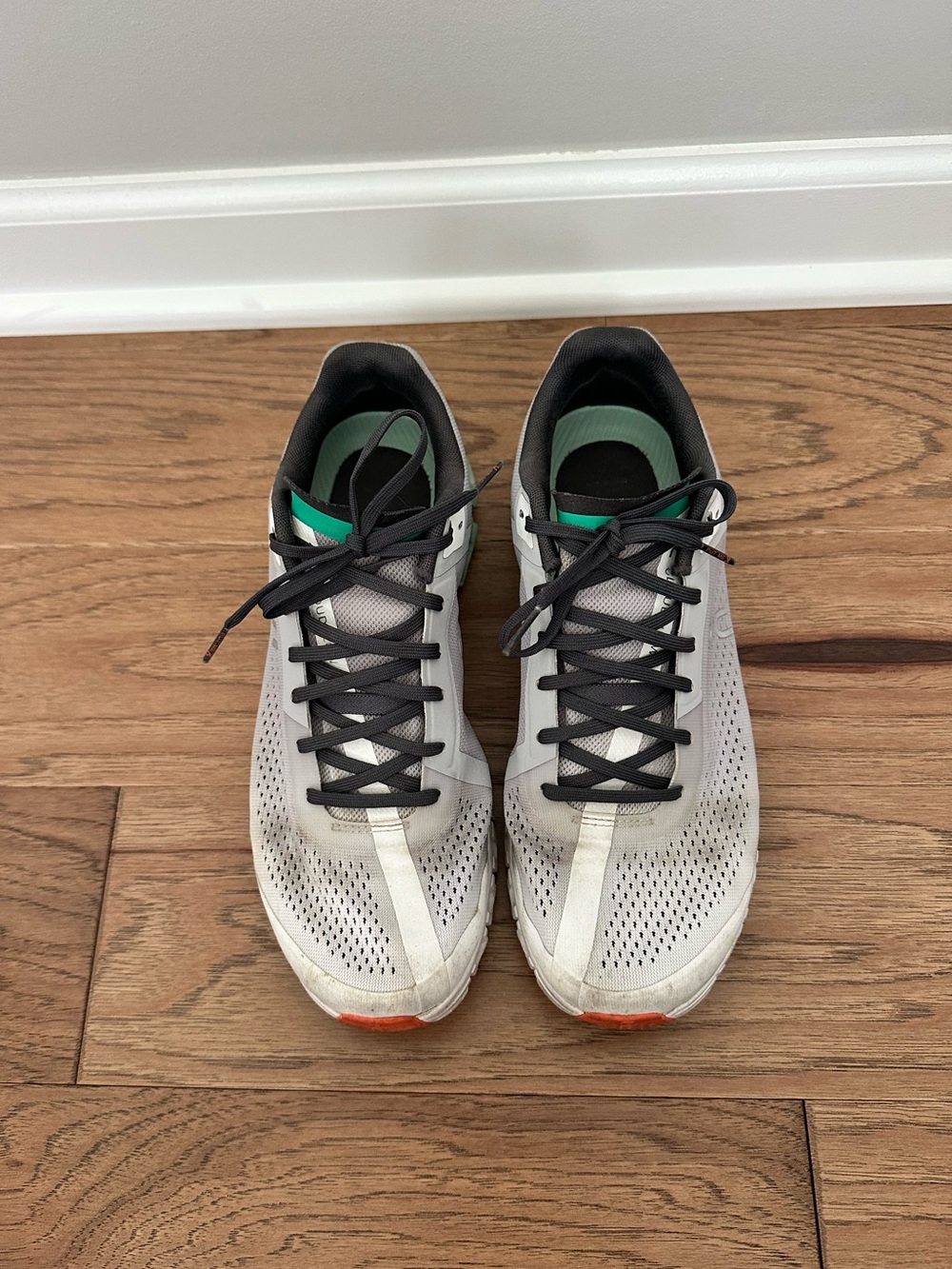 On Running Women’s Cloudflow in Glacier/Creek - Size 10